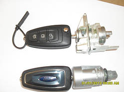 Ford Focus комплект замків і ключів.
