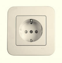 Розетка VIKO Rollina зі шторками та із заземленням крем