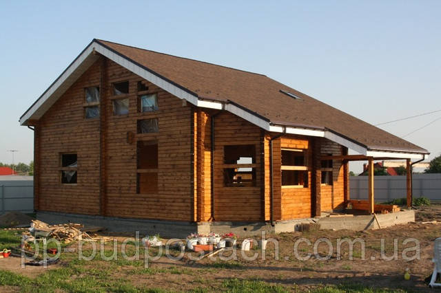 Фундамент дерев'яного будинку, який повинен бути