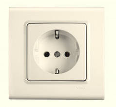 Розетка VIKO Linnera з заземленням крем