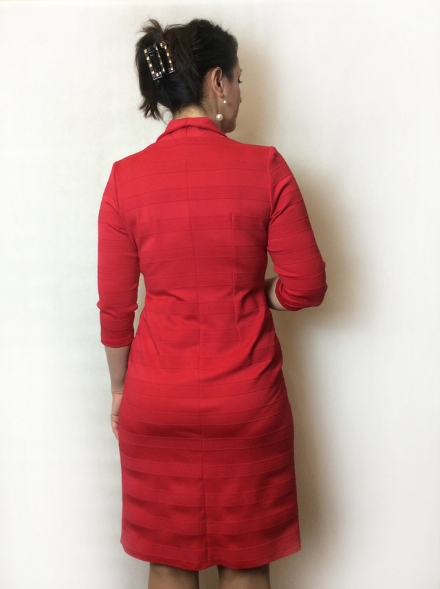 Красное нарядное платье П77