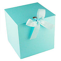 Подарочная коробка голубая на завязках 21 x 21 x 21 см