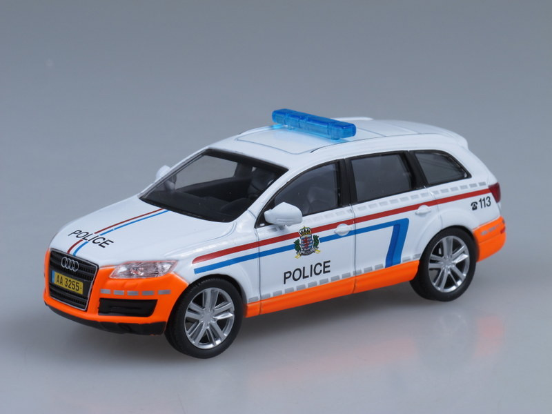 Поліцейські Машини Світу №28 Audi Q7 | Колекційна модель 1:43 | DeAgostini, фото 1
