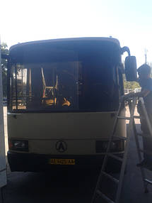 Замена лобовых стекол на автобус ЛАЗ 4207, ЛАЗ Лайнер 