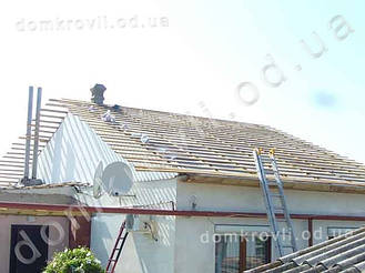Овидиопольский район с. Николаевка. Монтаж металлочерепицы Финера 16