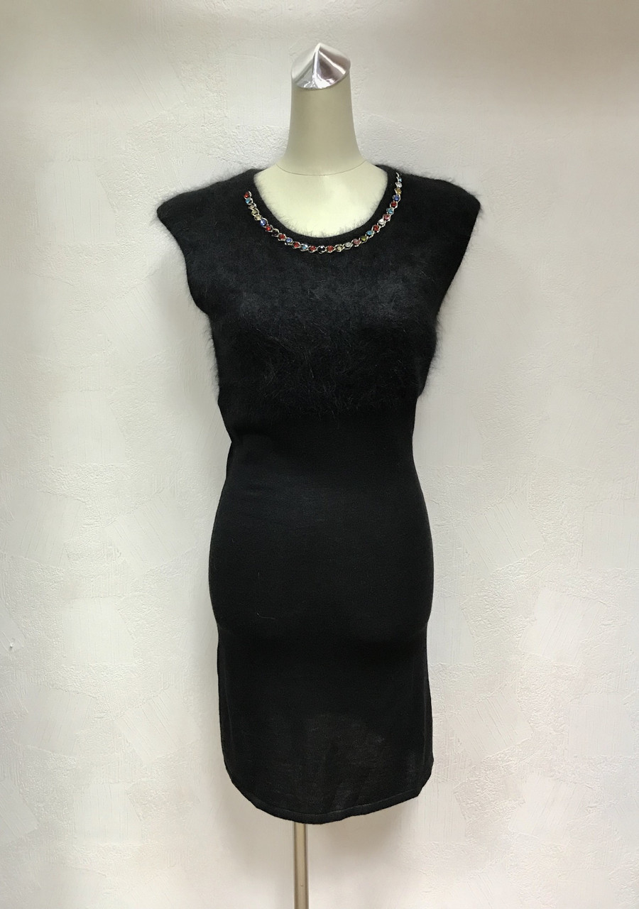 Маленьке чорне плаття жіноче без рукава трикотаж кашемір із камінням приталене по фігурі