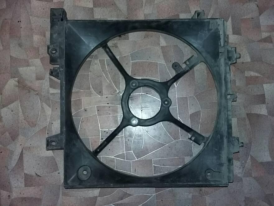 Дифузор лівого вентилятора Subaru Legacy, Outback B14, 2009-2014, 45122FG001