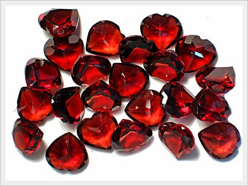 https://images.prom.ua/101557632_w600_h600_granat-kamin.jpg