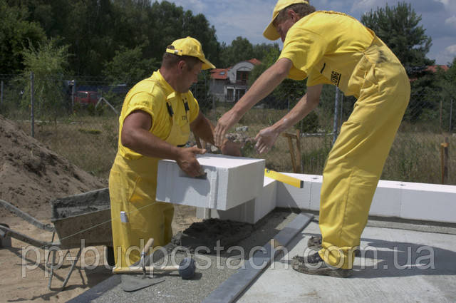 Як укласти перший ряд газоблоків самому Як укласти перший ряд газоблоків самому