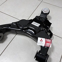 РИЧАГ підвіски нижній LH Toyota Land Cruiser 200 Lexus LX570