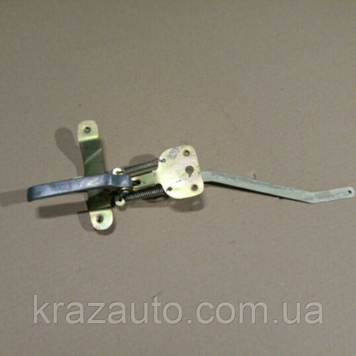 Привод замка КрАЗ правий із ручкою 250-6105080-50