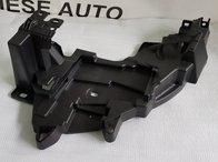 Кронштейн переднього бампера лівий Рено Флюенс