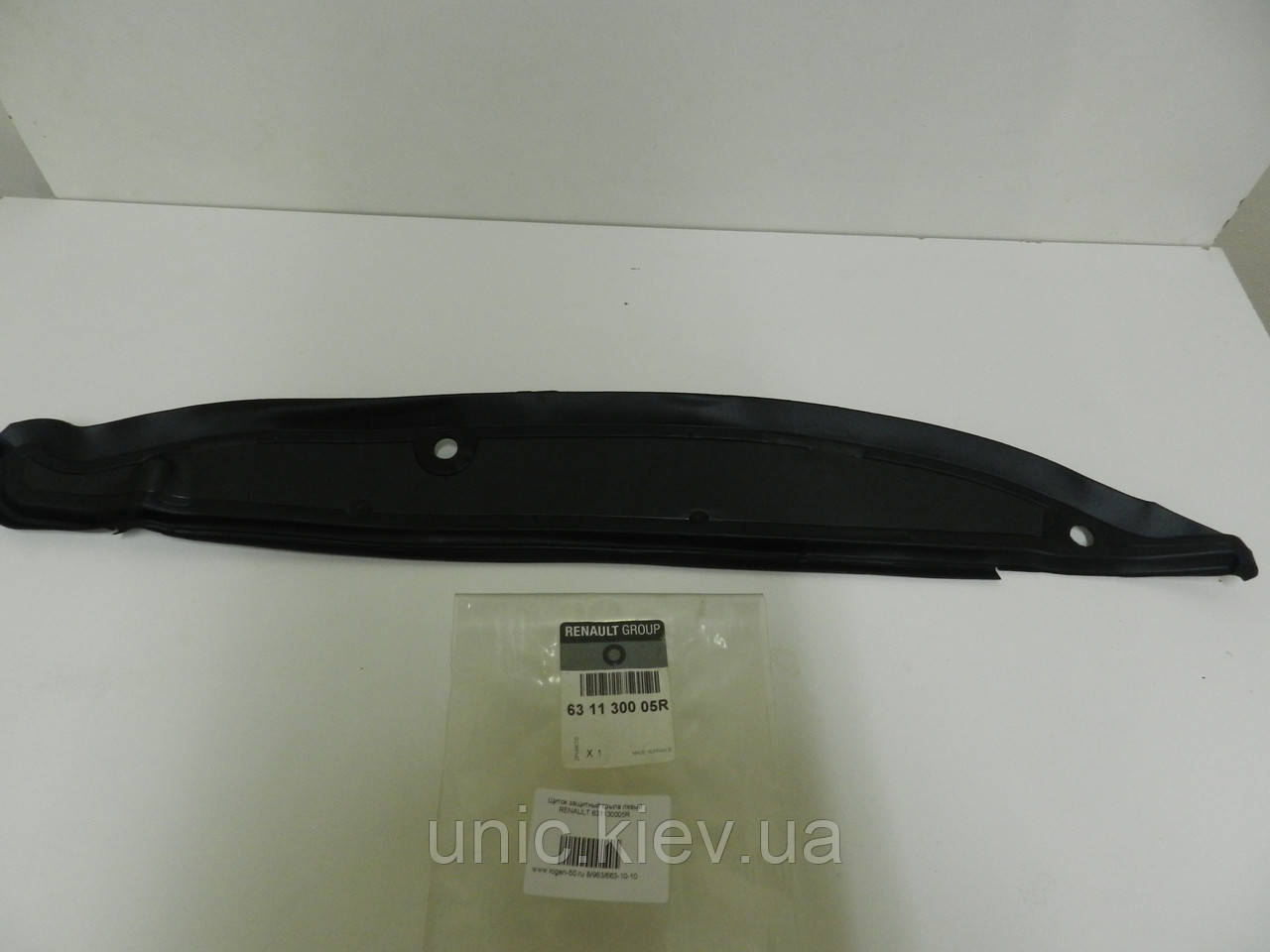 Бризговики (підсилювач) переднього правого крила Рено Меган 3, Флюенс