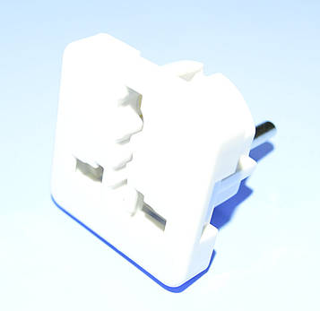 Перехідник AC шт.EURO-гн.універсальне HQ білий ZLA0558F