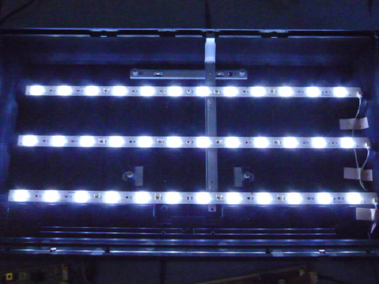 Світлодіодні LED-лінійки від LЕD-телевізора Toshiba 32PU201V1 Б/В