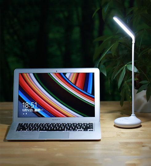 Лампа REMAX RT-E190 EYE-PROTECTING