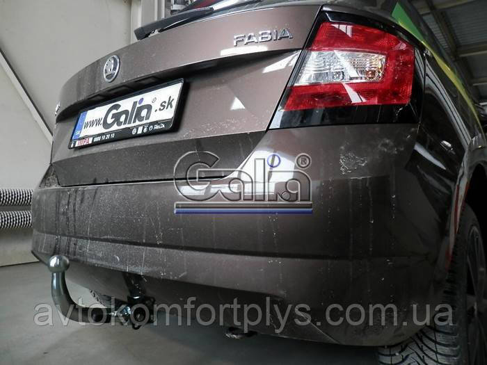 Фаркоп Skoda Fabia хетчбек 2015-