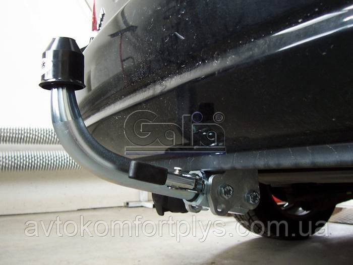 Фаркоп Toyota Avensis универсал 2003-2009