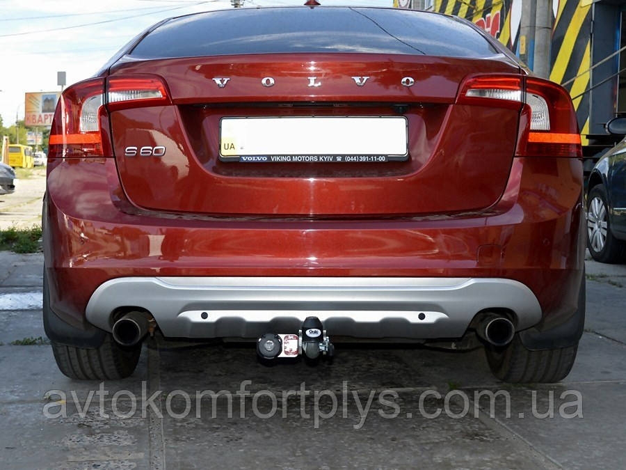 Фаркоп Volvo S60 універсал 2010-