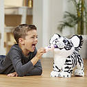 Грайливий тигреня ричить Білий Амурчик FurReal Friends від Hasbro Roarin' Ivory, фото 3