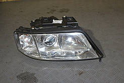 Фара права оригінальна Audi a6 c5 1997 — 2005