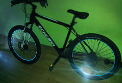 Підсвітка на колеса велосипеда неоновим дротом.