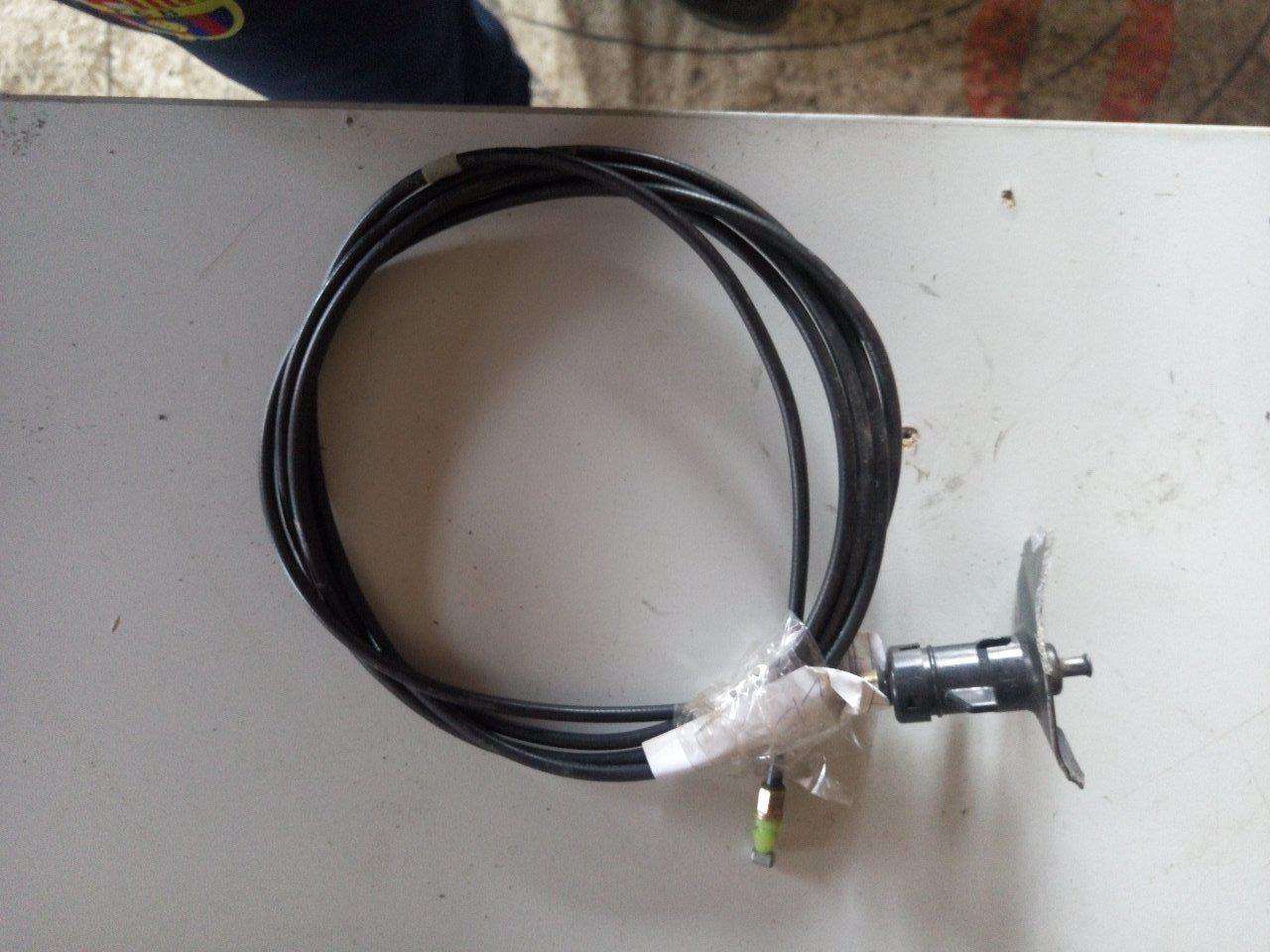 Тросик кришки бака Subaru Legacy, Outback B14, 2009-2014, 57330AJ081