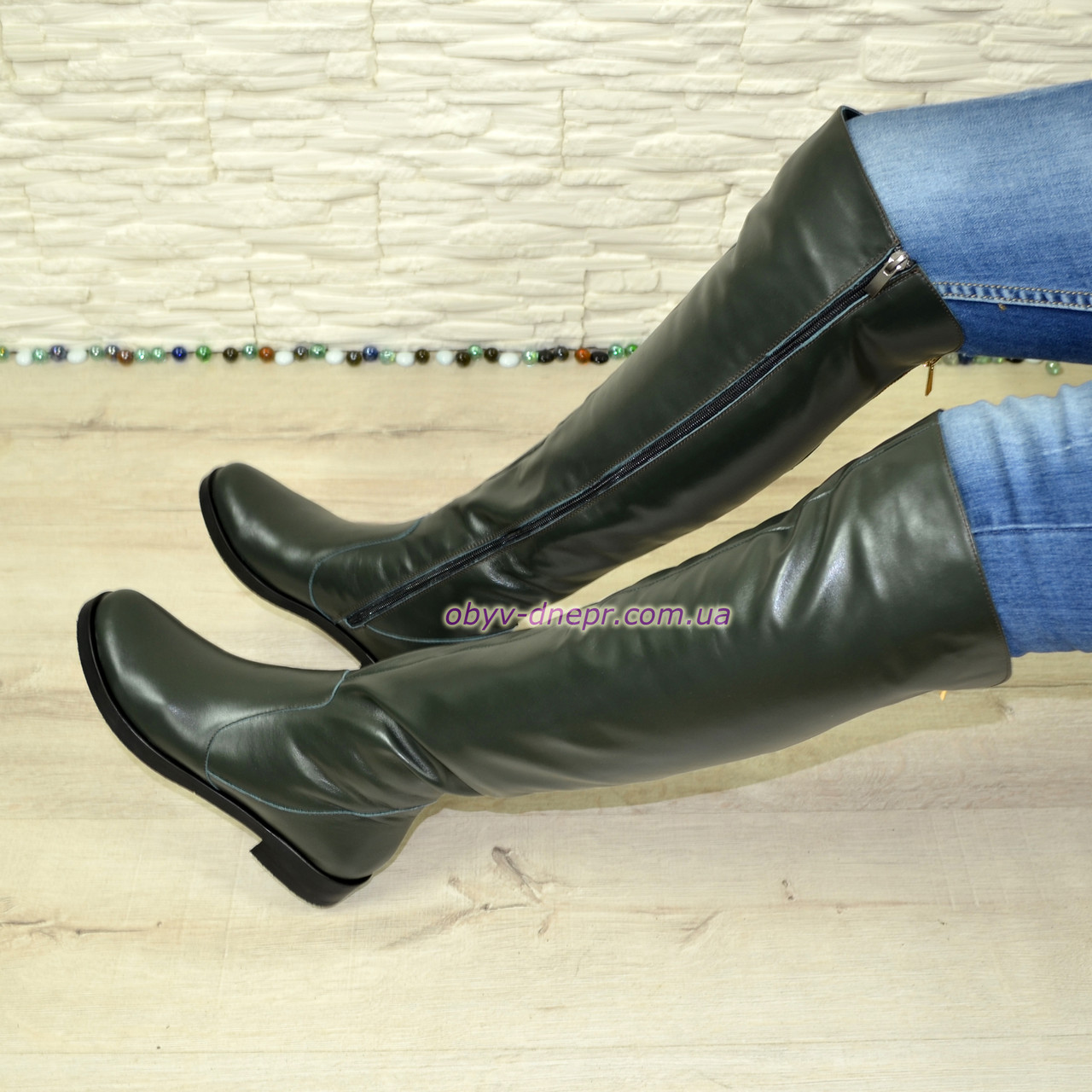 Жіночі ботфорти зелені шкіряні на низькому ходу, фото 1