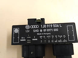 1J0919506L блок керування обертами вентилятора (регулятор) , реле вентиляторів.