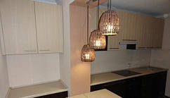 На цій сторінці Ви можете переглянути готовий проект кухні Хай-Тек в кольорі дуб натуральний/ венге