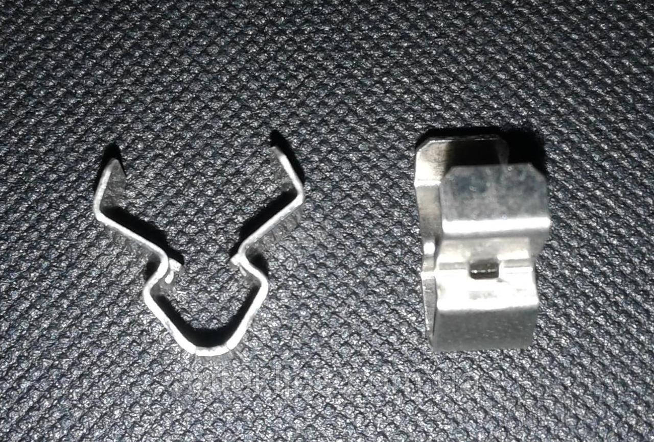 Скоба кріплення обшивки Audi / Seat / Skoda / VW / Mercedes / Citroen / Fiat (11*11*5,2 мм)
