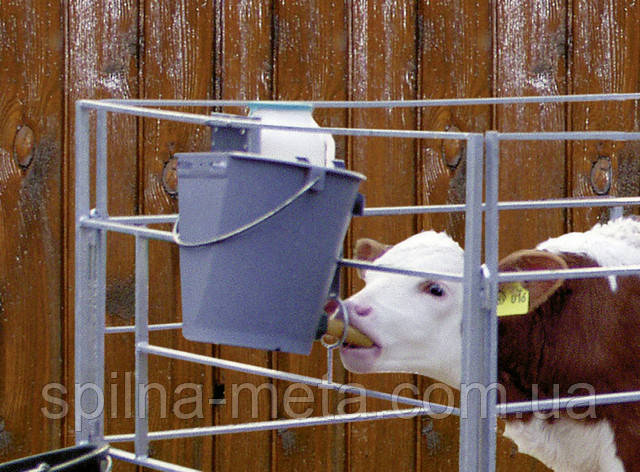 Ведро с резиновой соской Применяется для искуственного вскармливания телят