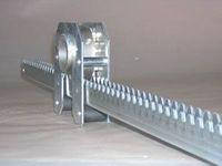 Виштовхувачі та клапани