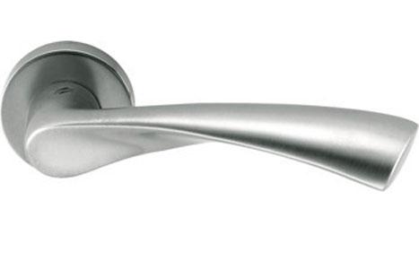 Ручка на розетці Colombo FLESSA CB 51 матовий хром