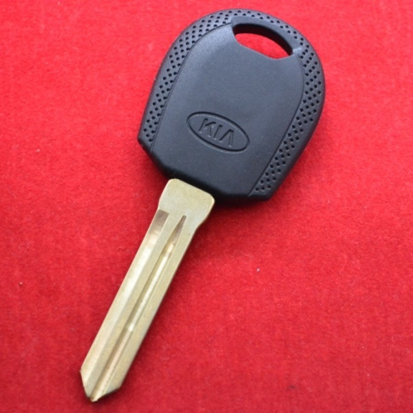 Ключ Kia Cerato с чіпом 2008-2012 PCF7936 ID46 HYN14L, фото 1
