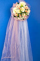 Прикраса на весільну машину