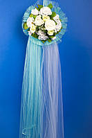 Прикраса на весільну машину