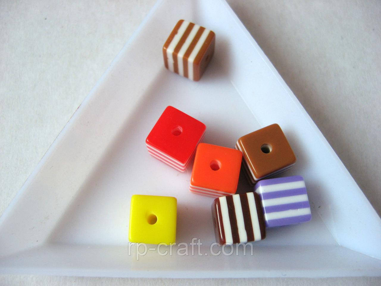 Бусіна пластикова, куб, 9х9х9 мм, фото 1