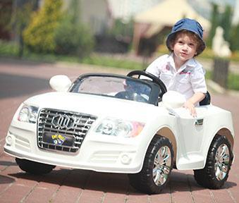 Дитячий електромобіль AUDI Cabrio 12 V 10 AH, шкіряні сидіння, з пультом д/у, фото 1