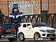 Дитячий джип Mercedes AMG ML63 WHITE, м'які колеса, заводиться з фірмового ключа, двері відчиняються, фото 7