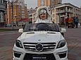 Дитячий джип Mercedes AMG ML63 WHITE, м'які колеса, заводиться з фірмового ключа, двері відчиняються, фото 2