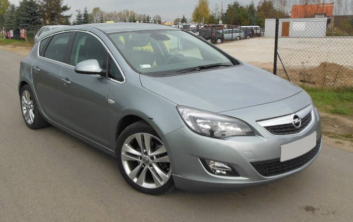 Губа Opel Astra J тюнинг юбка переднего бампера стиль OPC, цена 3470 ...