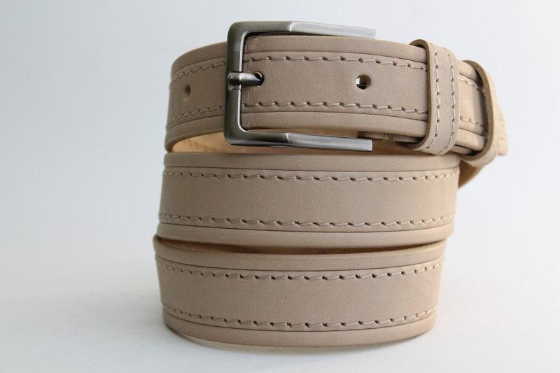 Стильний шкіряний ремінь 35 мм пісочного кольору