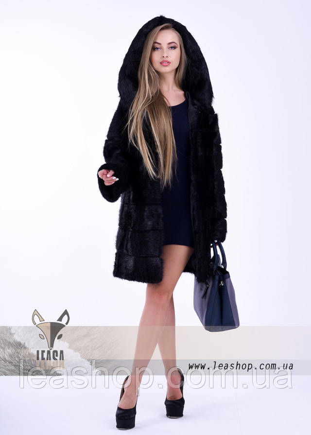 Поперечная шуба с капюшоном. ФОТО Женская шуба-поперечка с капюшоном ФОТО