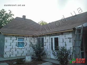 Одесская область Килия. Монтаж битумной черепицы Katepal Rocky дюна.