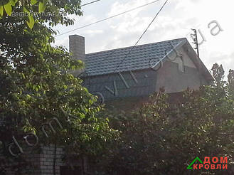 Монтаж кровли из металочерепицы Монтеррей.
