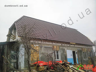 Монтаж модульной металлочерепицы co скрытым креплением Rocua. 