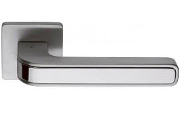 Ручка COLOMBO TECNO MO 11 матовий хром/хром