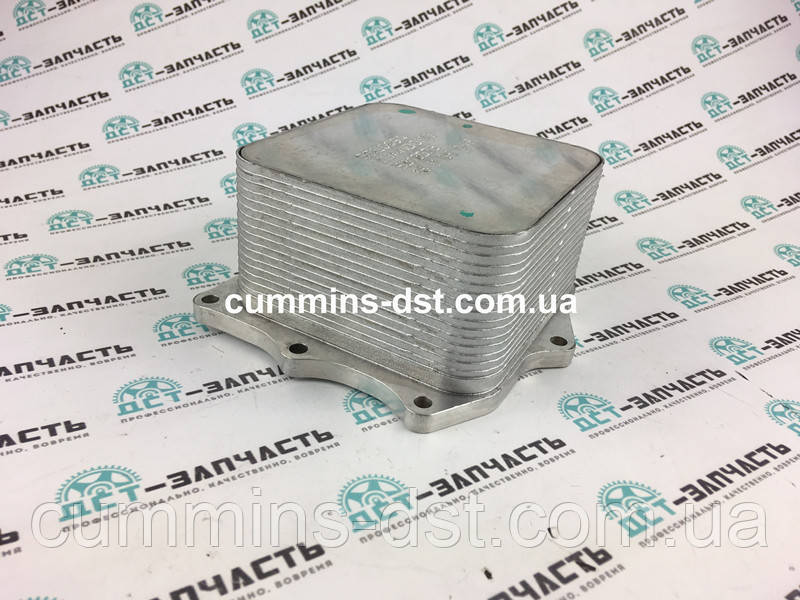 5318533/5266955 Радіатор охолодження масла Cummins ISF2.8