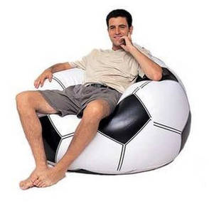 Надувне крісло-мішок "Футбольний м'яч" Intex 68557 (108х110х66 див.), фото 2